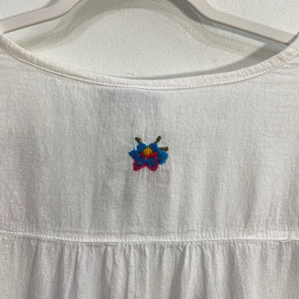Embroidered White Tunic Top - Picture 5 of 10